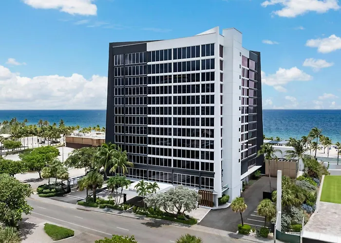 Courtyard By Marriott Oceanside Fort Lauderdale Beach